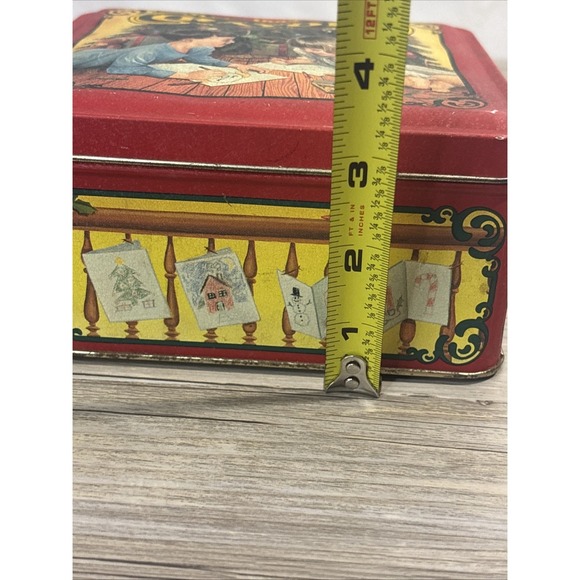 Vintage Crayola Crayon Christmas Tin  Holiday Trinket  Collectible Storage Box - Picture 7 of 7